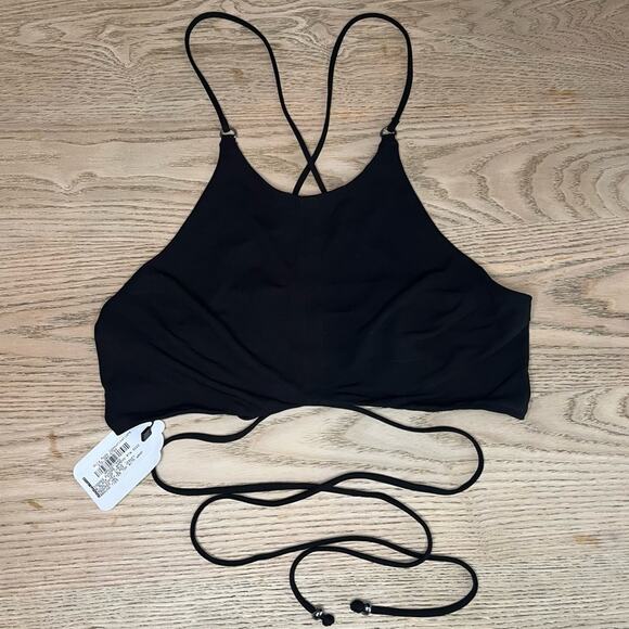 DUNDAS Tops - DUNDAS x REVOLVE Cyrus Cropped Halter Top Wrap Around Ties Sample Size Small